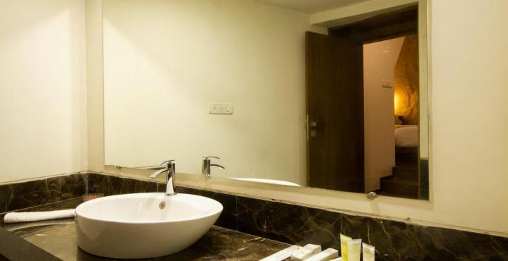 Hotel Hilltone 3*