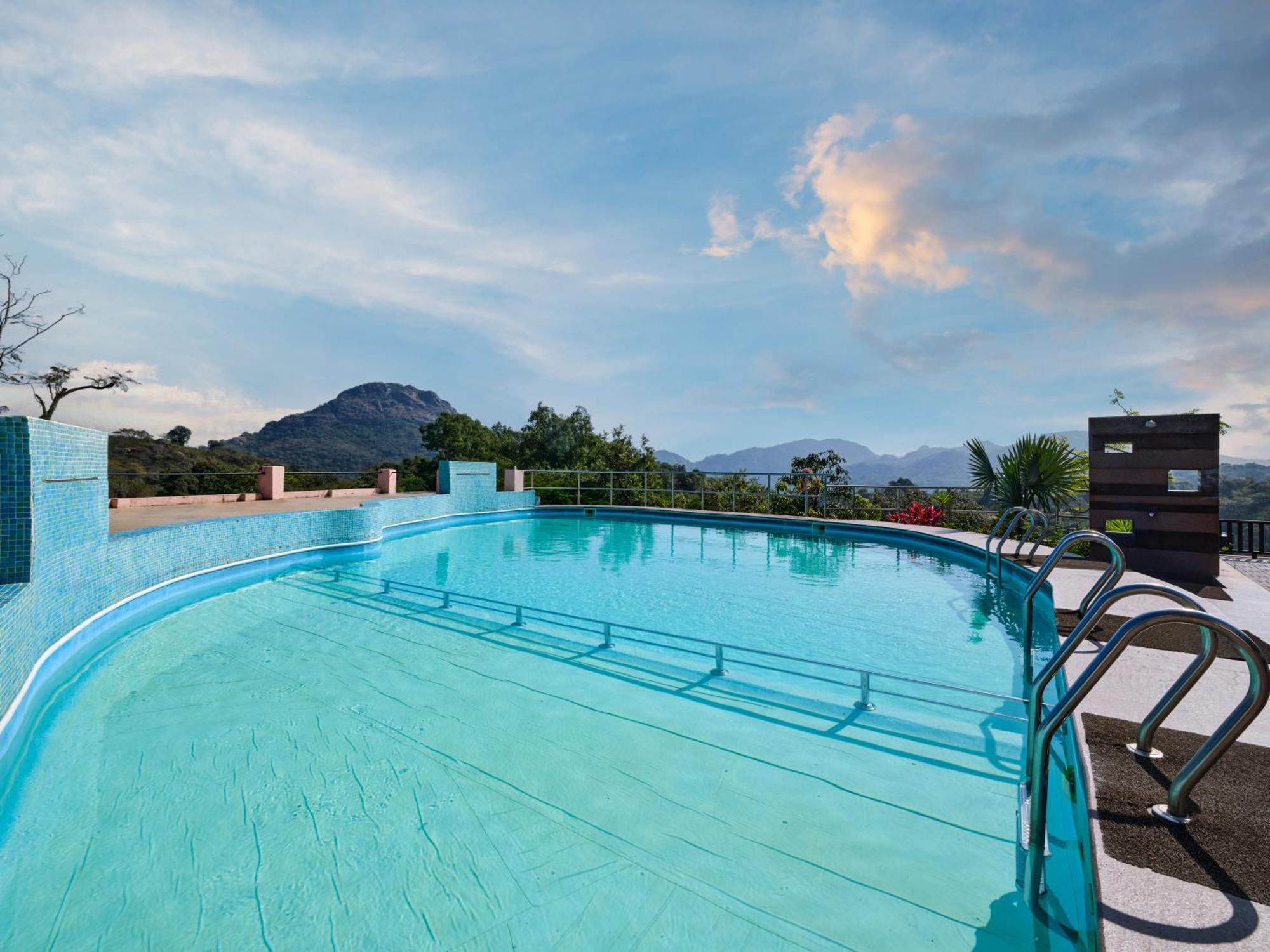 Resort Sterling