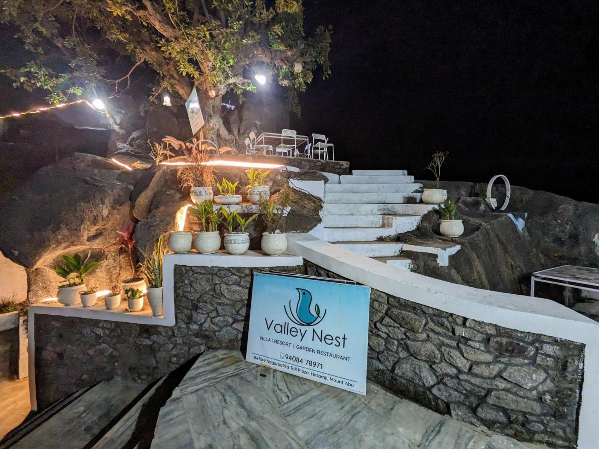 Valley Nest For 6-12 Pax Holiday home Mount Abu