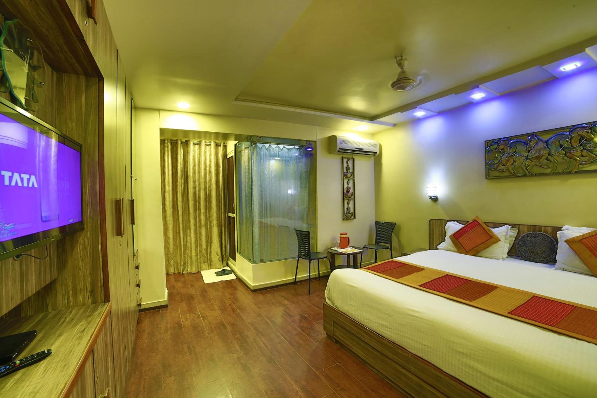 Guest house Shaleen Elegance Nakki 400 Meters