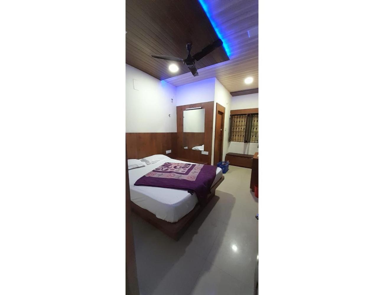 Homestay Radhika Palace, Mount Abu, Rajasthan *