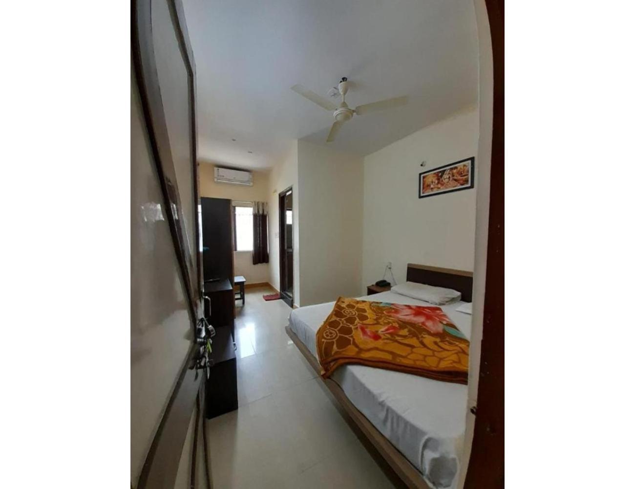 Radhika Palace, Mount Abu, Rajasthan Homestay Mount Abu