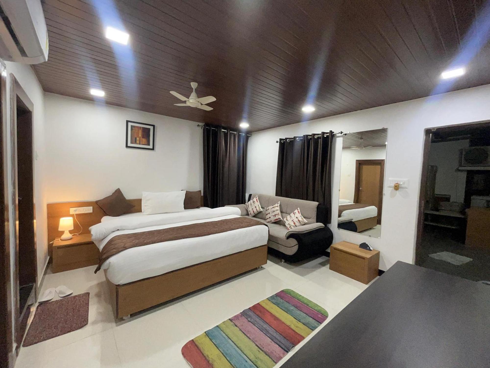 Gulmarg Residency * Mount Abu