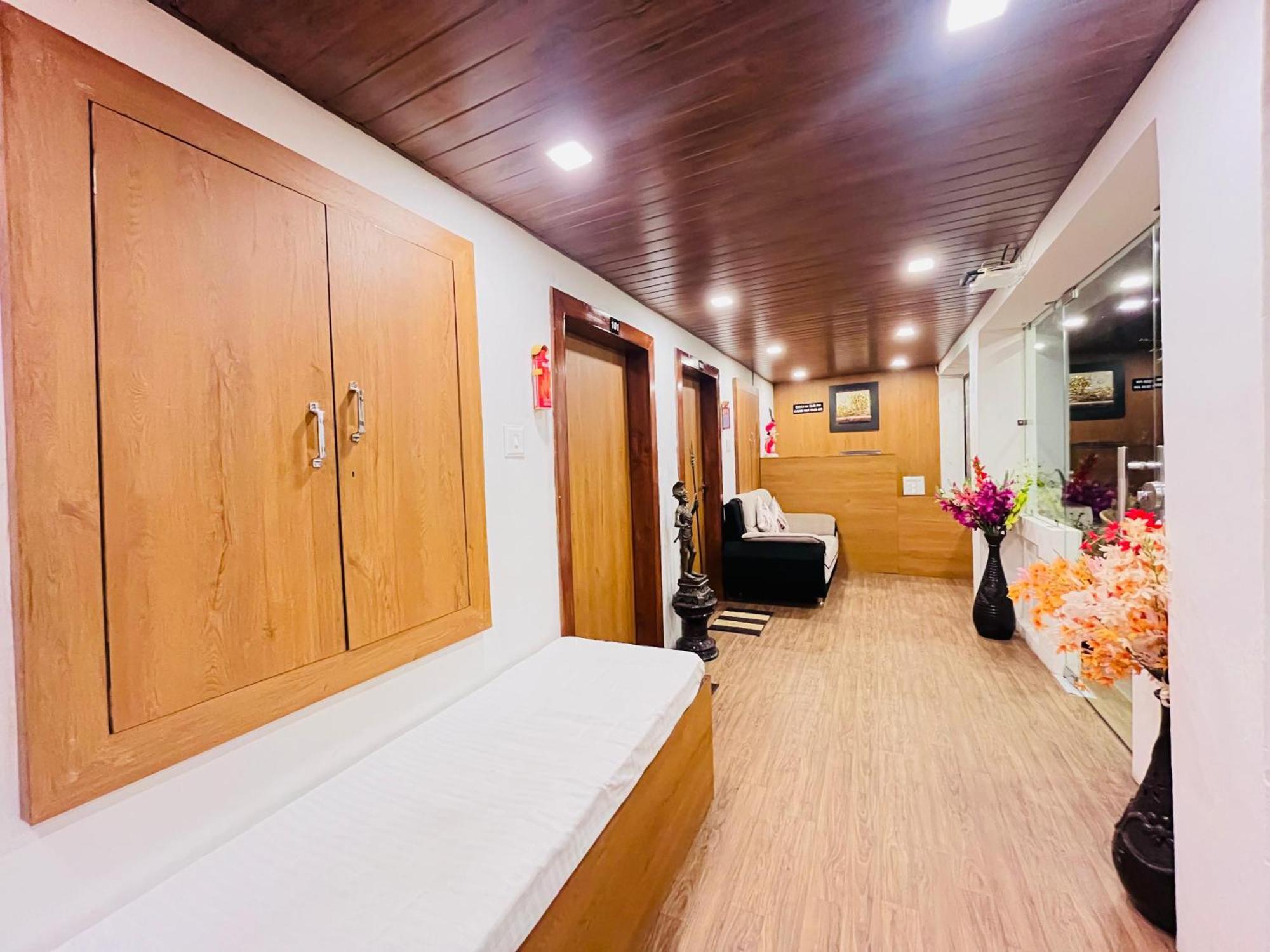 Gulmarg Residency