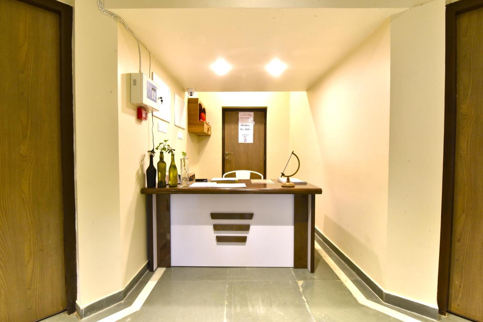 Bunglow 14, With Balcony Hotel