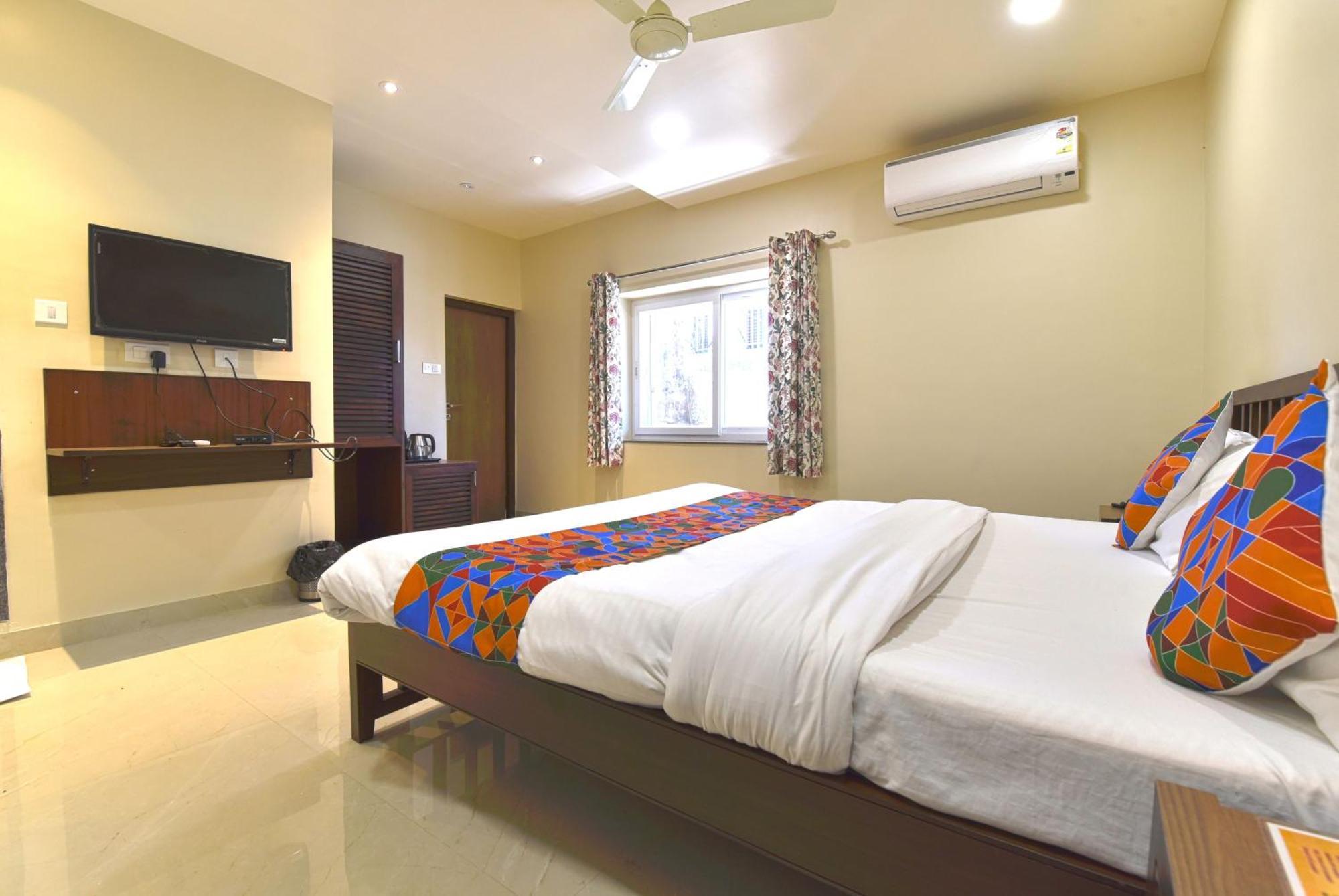 Hotel Bunglow 14, With Balcony 3*