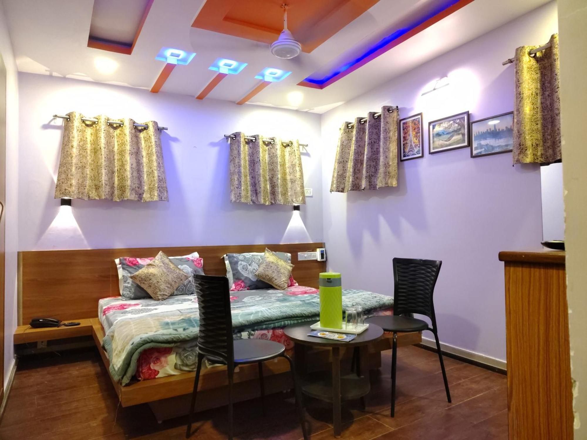 Shaleen Elegance Nakki 400 Meters Mount Abu