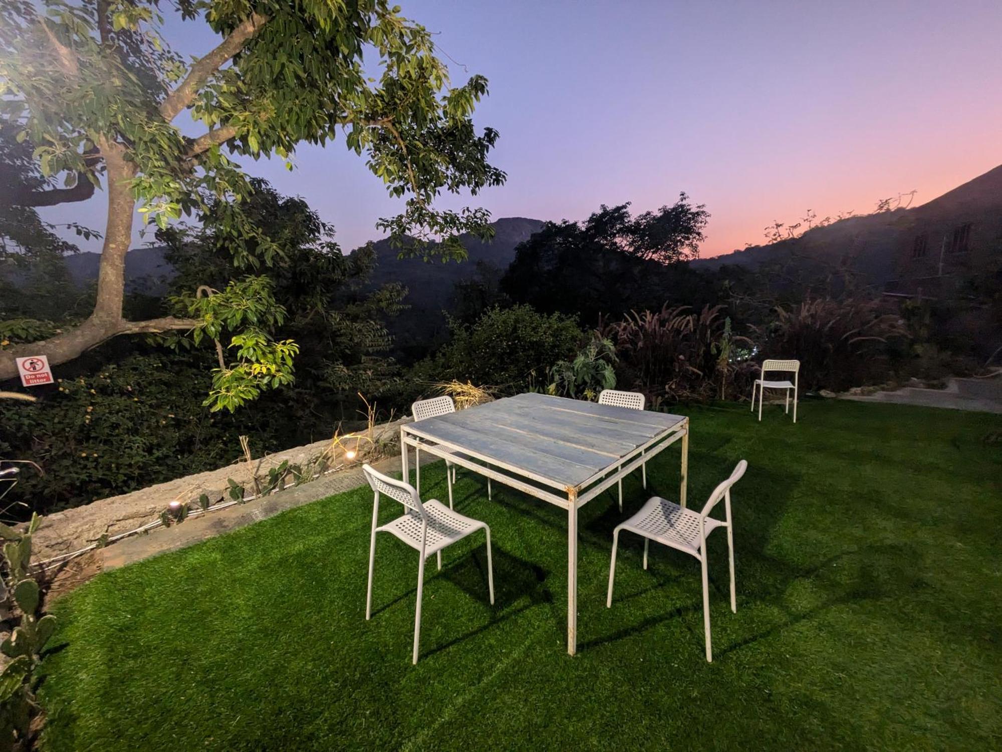 Guest house Cave Canvas Mount Abu