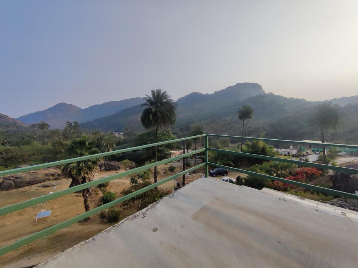 2bhk Cliff Side
