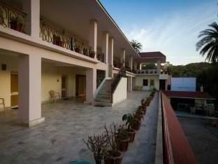 Hotel Vande Mataram Mount Abu