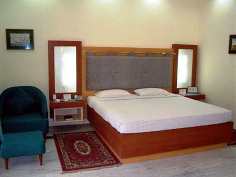 Cama Rajputana Club