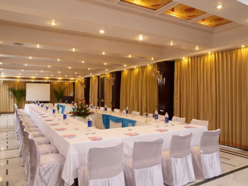 Hotel Hillock 4*