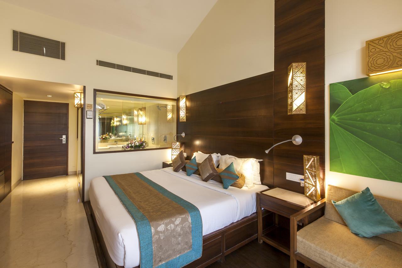 Hilltone Hotel 3*