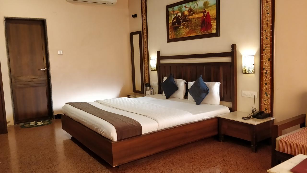 Mount Regency Hotel 3*
