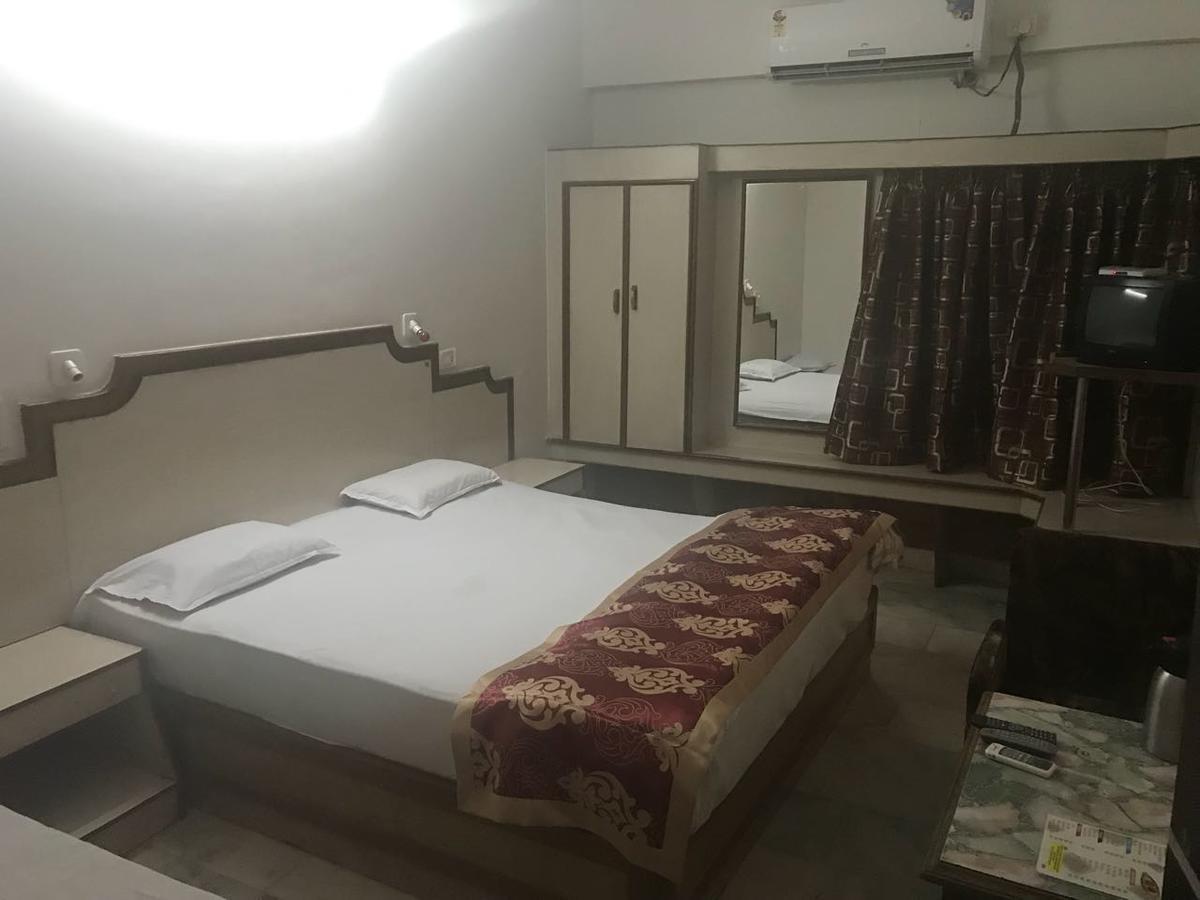 Sheratone 3* Mount Abu
