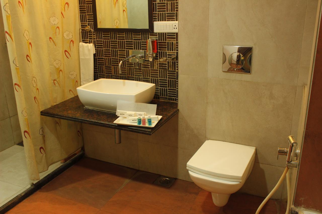 Mount Regency Hotel
