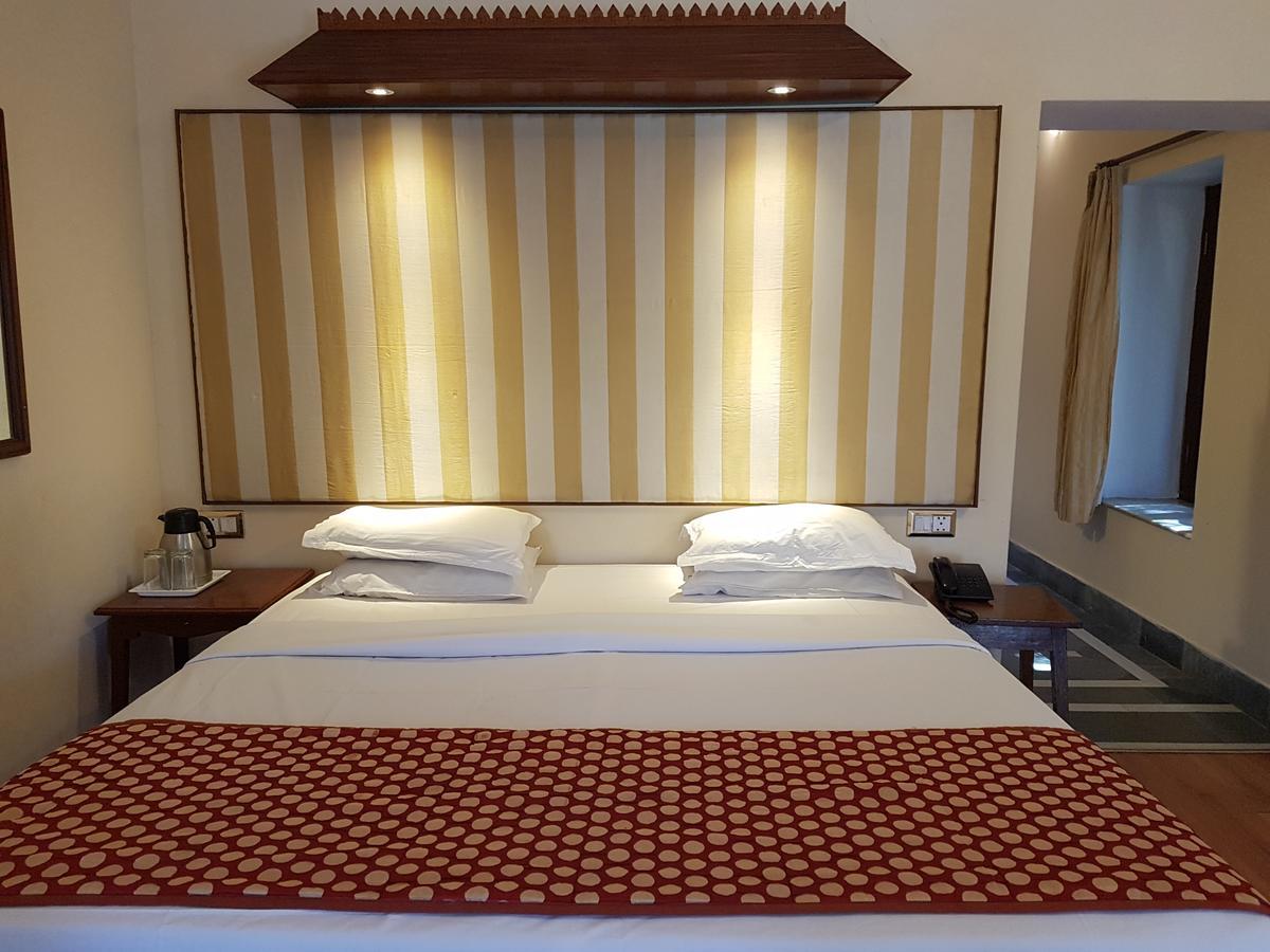 Hotel Kesar Bhawan Palace Mount Abu