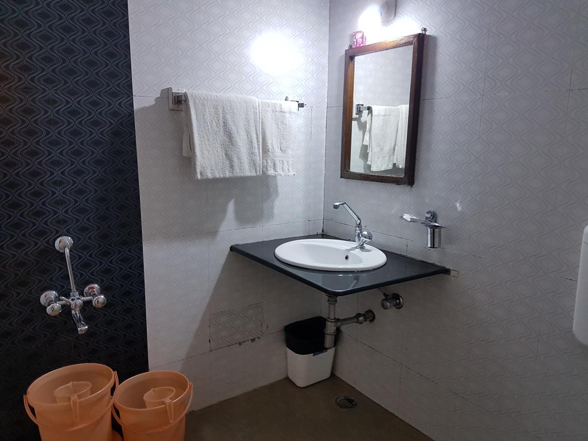Hotel Karnavati Mount Abu