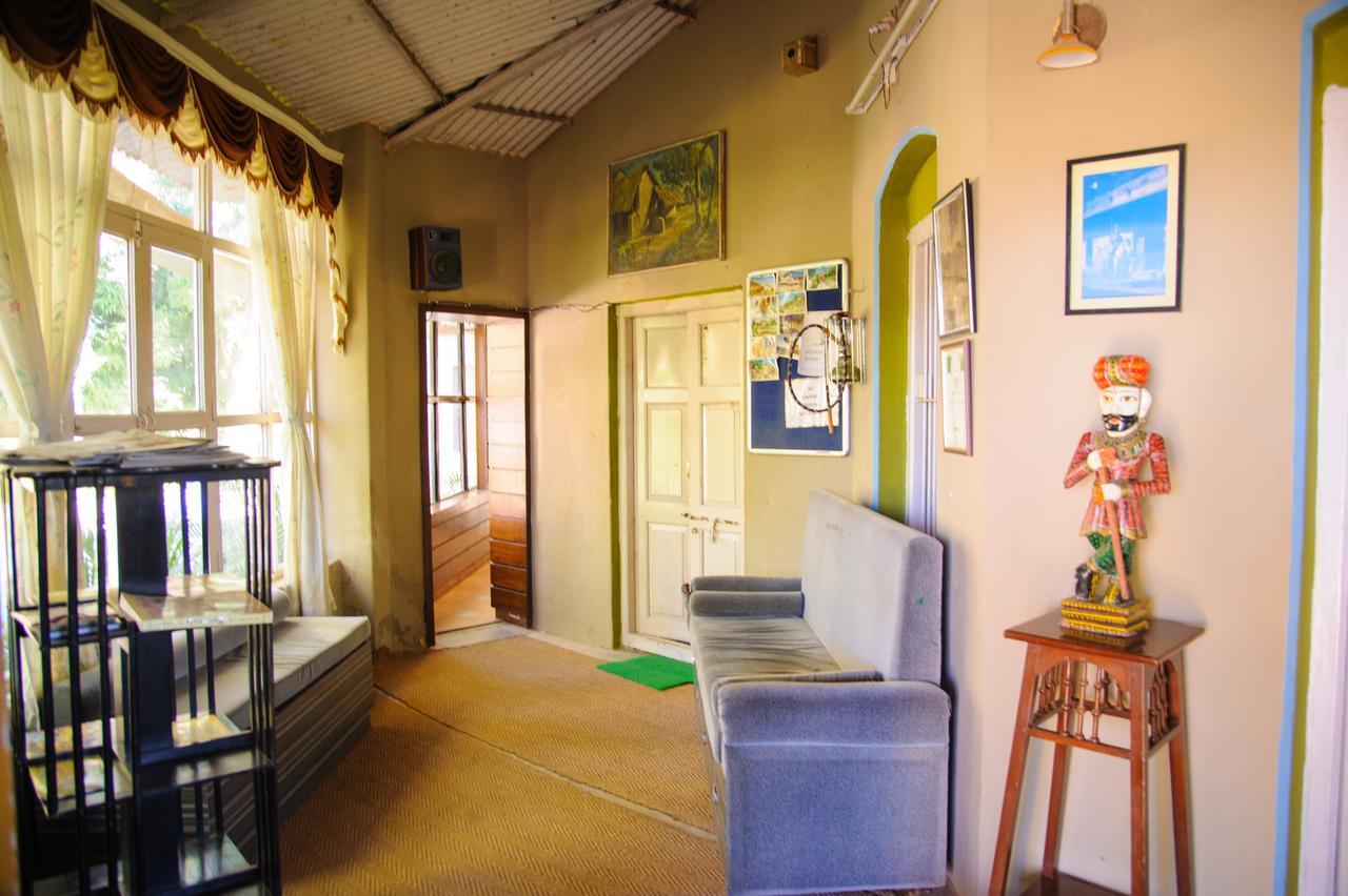 Krishna Niwas - A Heritage House Since 1924 3*