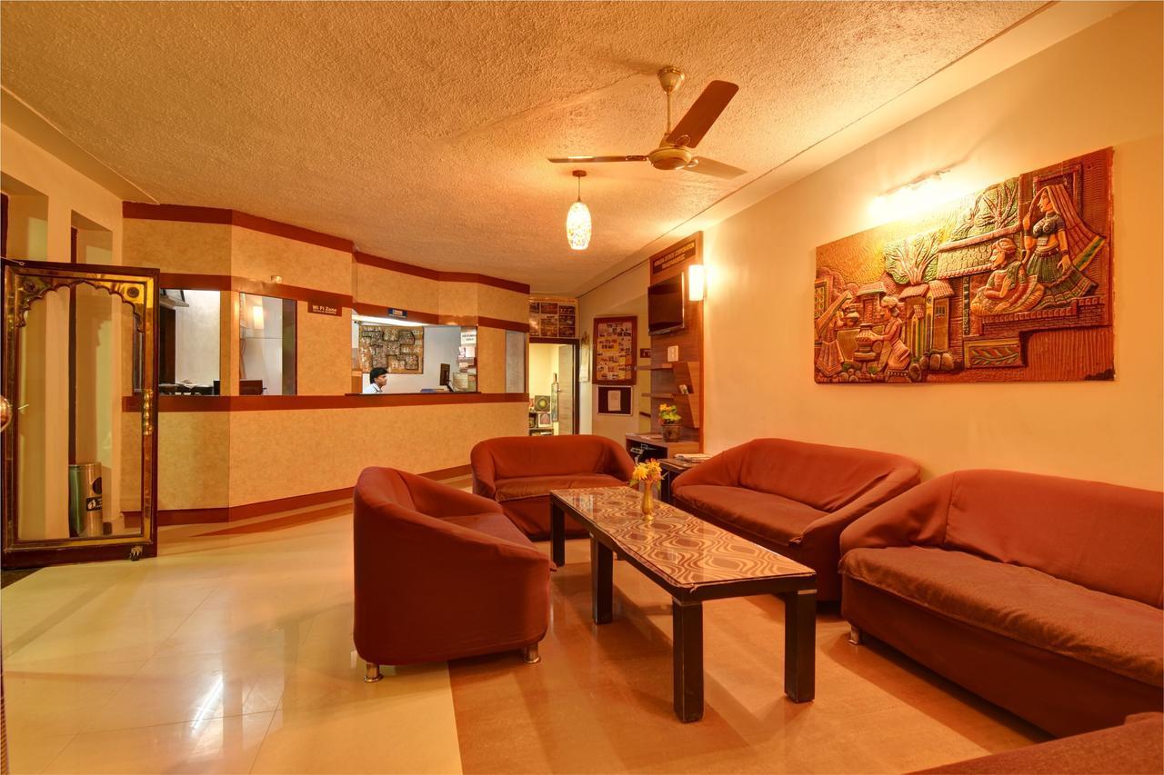 Hotel Savera Palace 2*