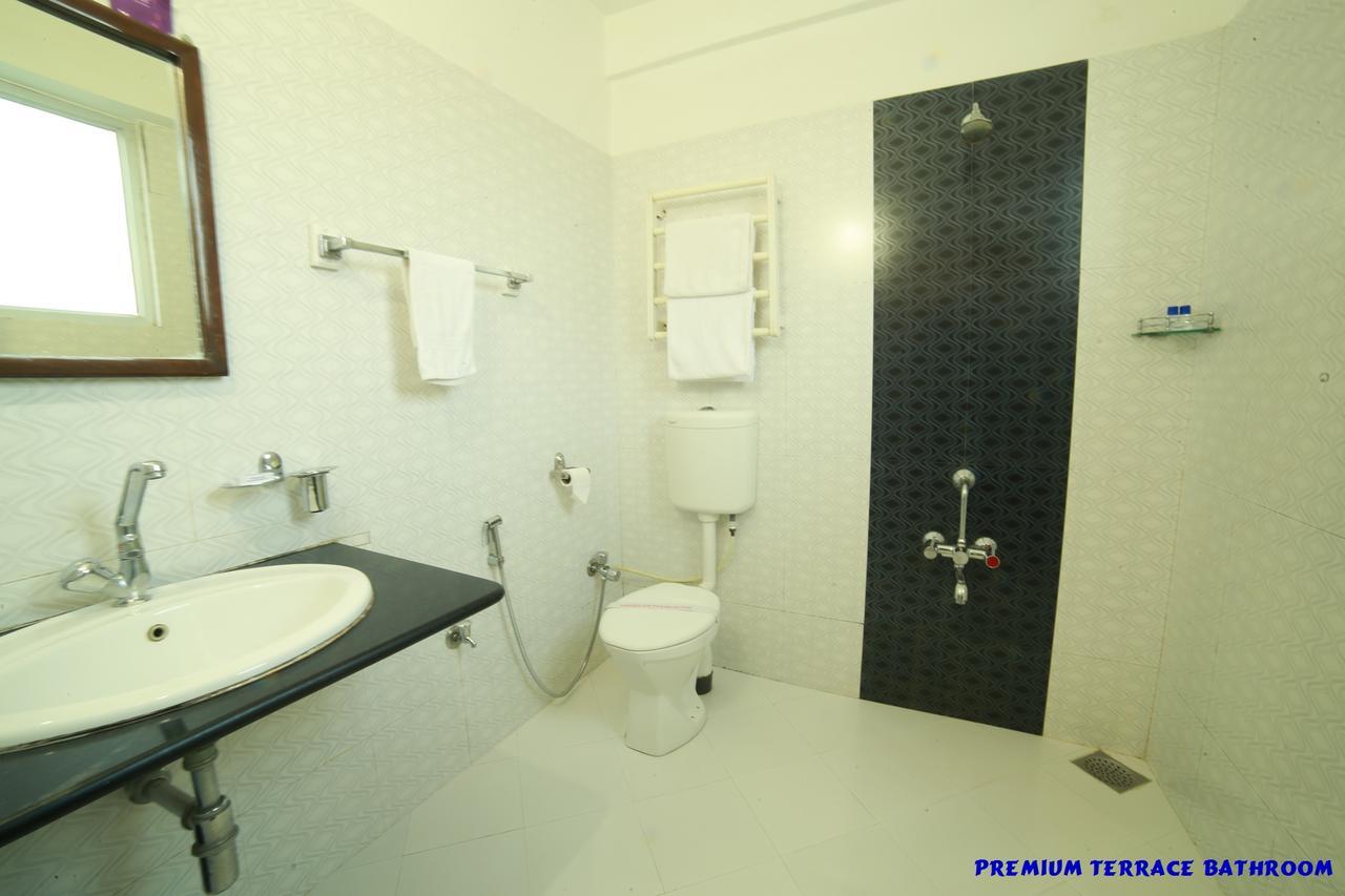 Hotel Karnavati 3*