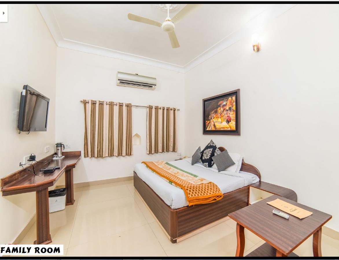 Hotel Karnavati Mount Abu