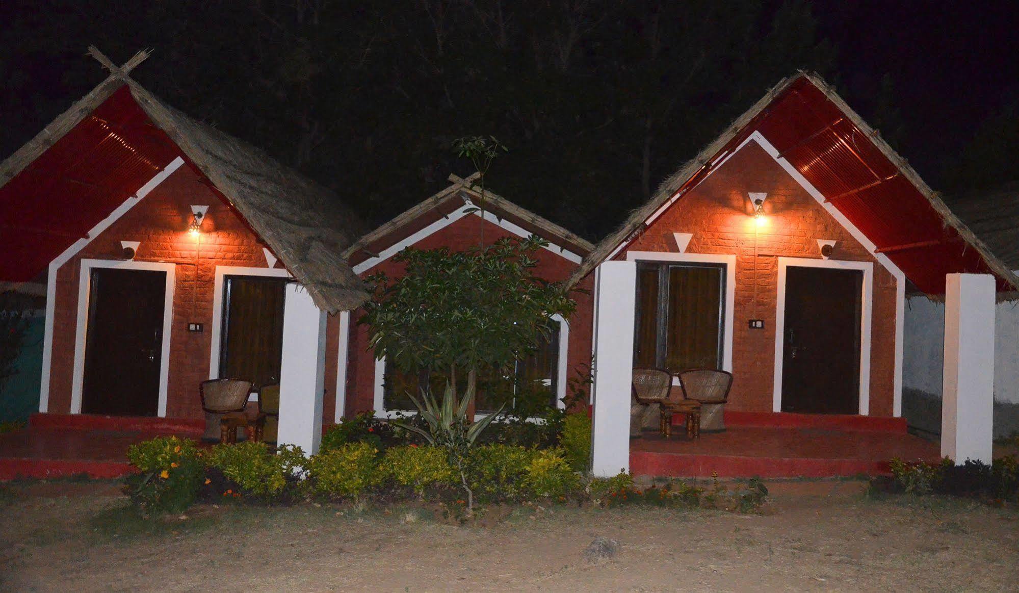 Saagasa Ratan Mount Abu