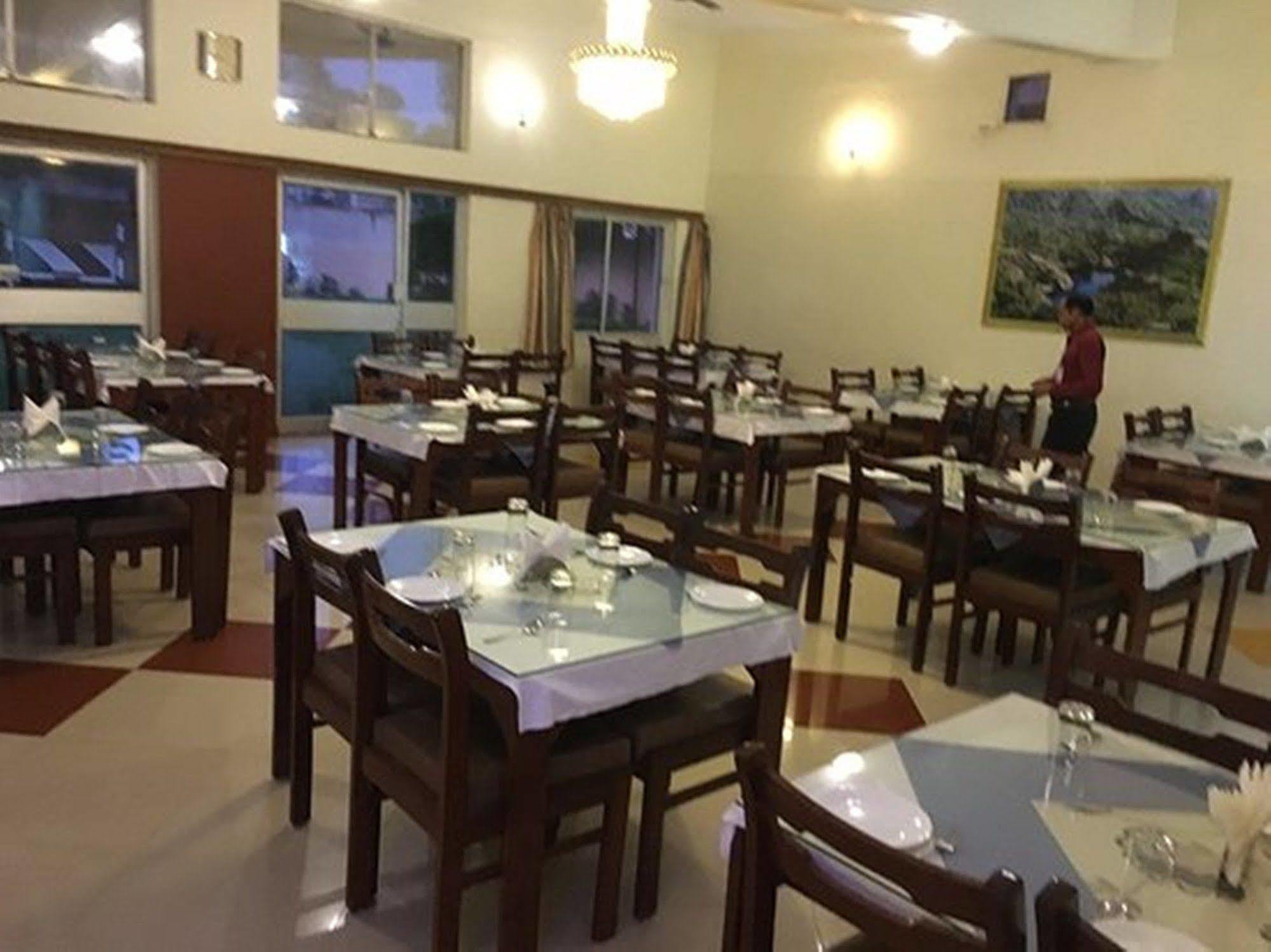 Sunset ,mount Hotel