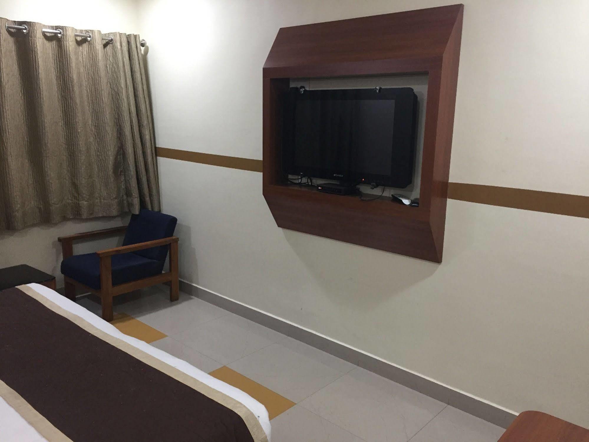 Hotel Sunset ,mount Mount Abu