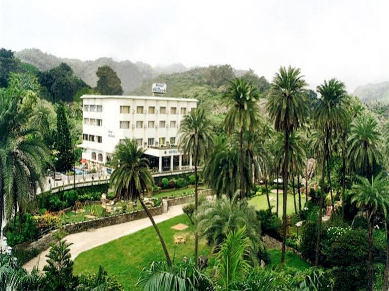 Hillock Hotel Mount Abu