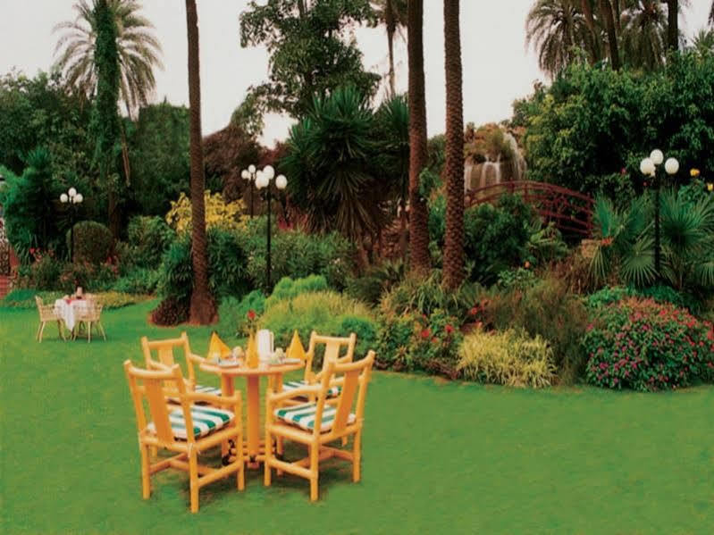 Hillock Hotel