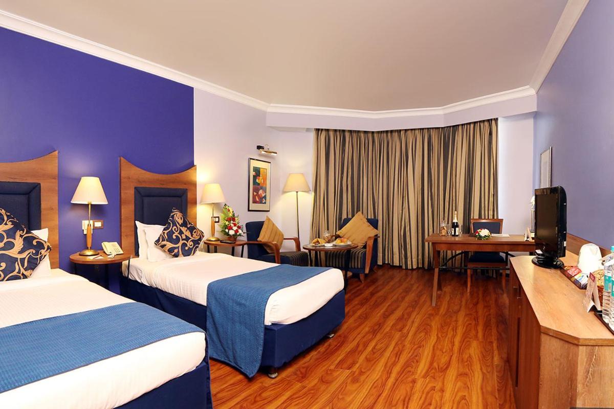 Hotel Cama Rajputana Club