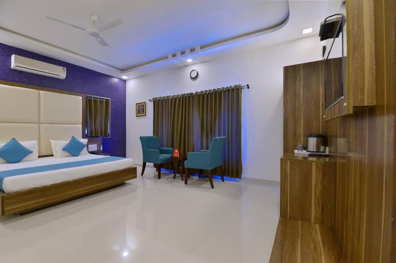 Golden Berry Hotel Mount Abu