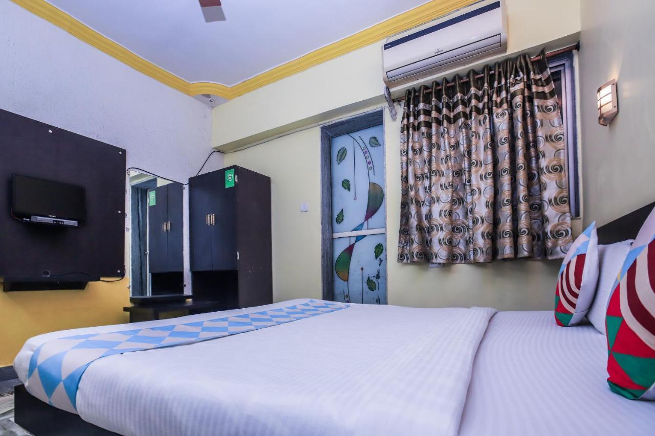 Oyo 19991 Elegant Babbars Den Apartment *