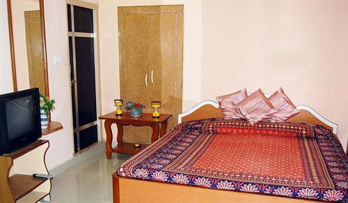 Karnavati 3*