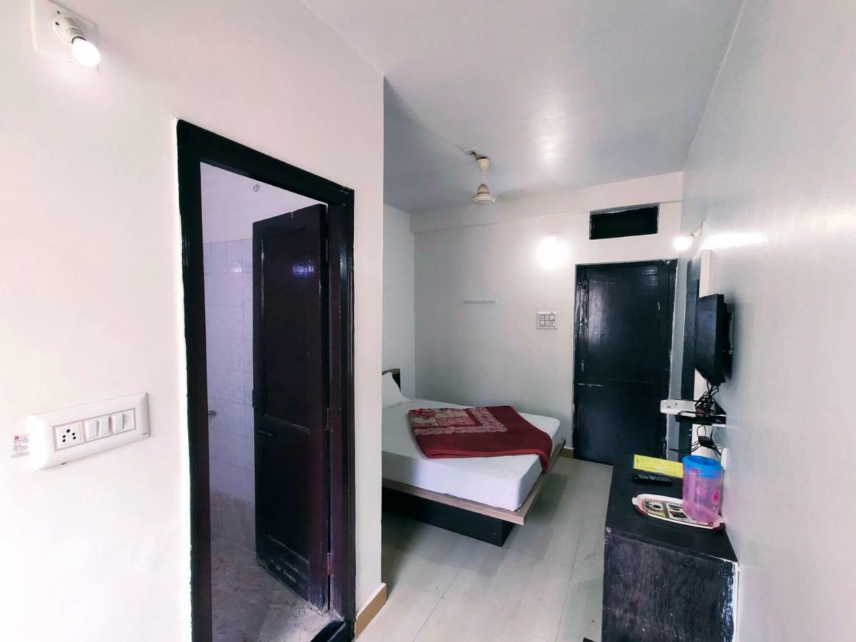 Radhika Palace Hotel