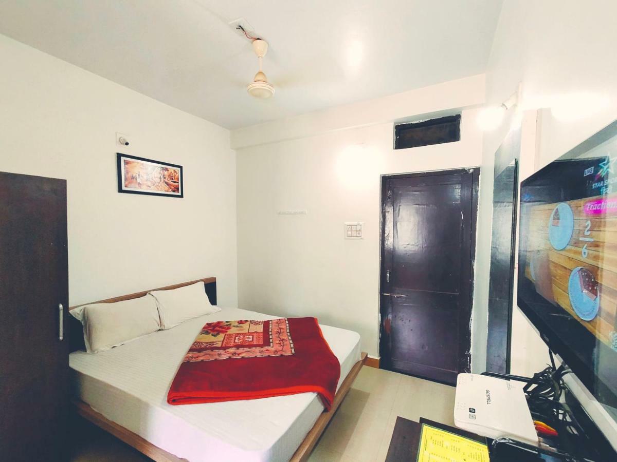 Radhika Palace Hotel