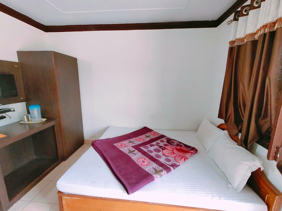 Radhika Palace Hotel 2*