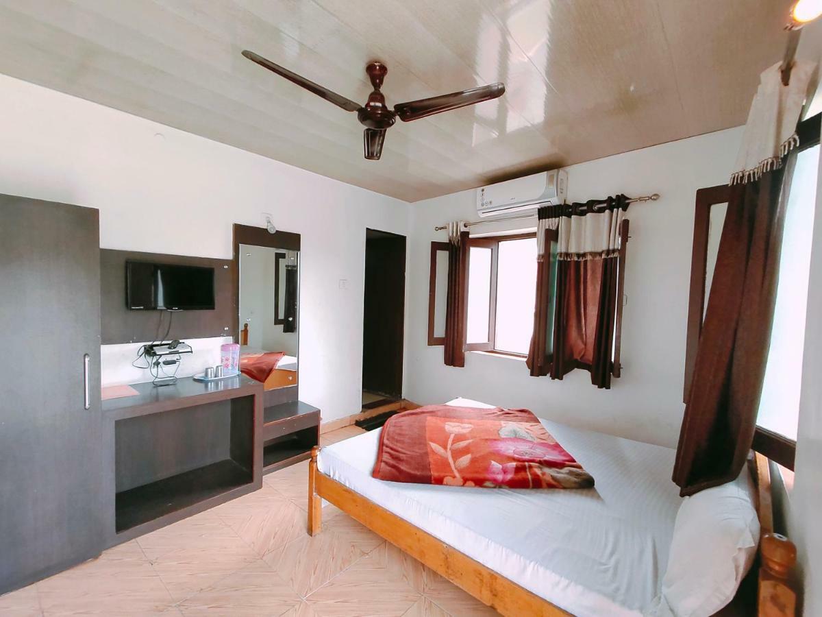 Radhika Palace Hotel