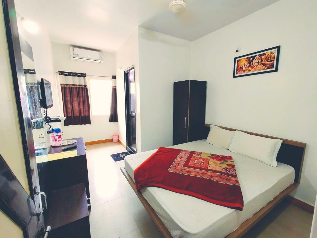 Radhika Palace Hotel