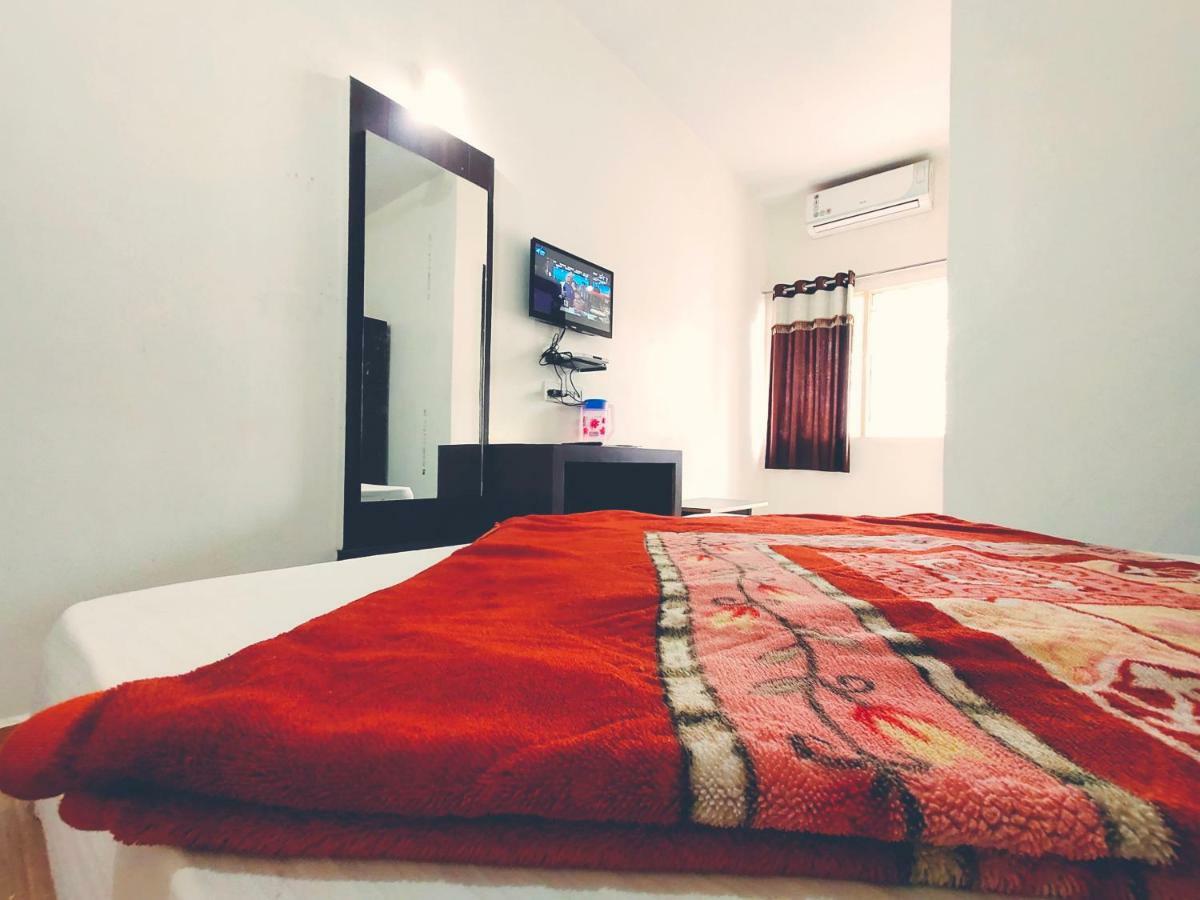 Hotel Radhika Palace Mount Abu