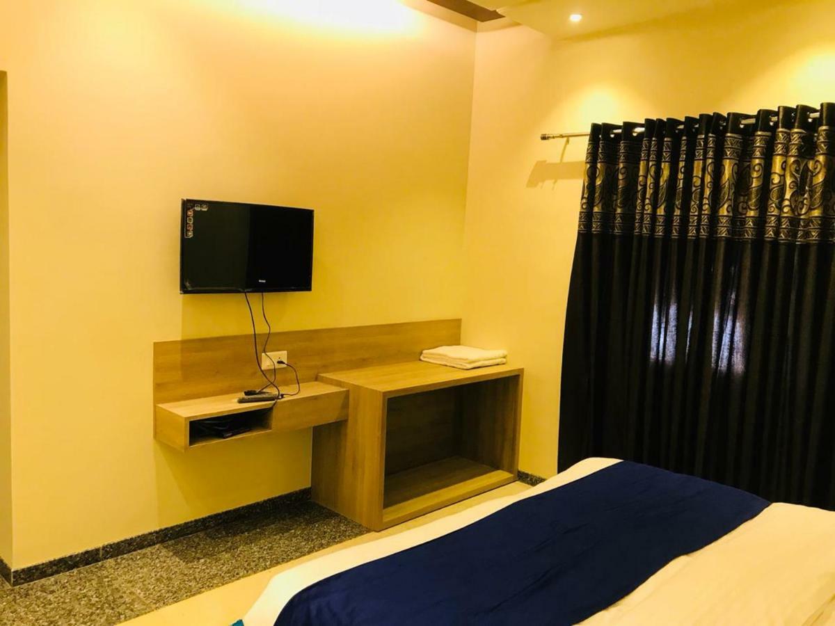 Divine Guest house *