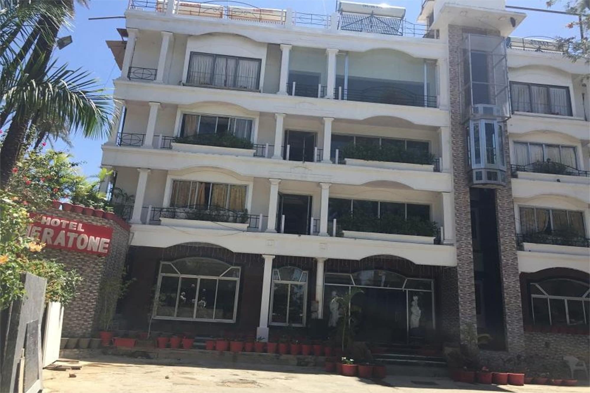 Sheratone Hotel Mount Abu