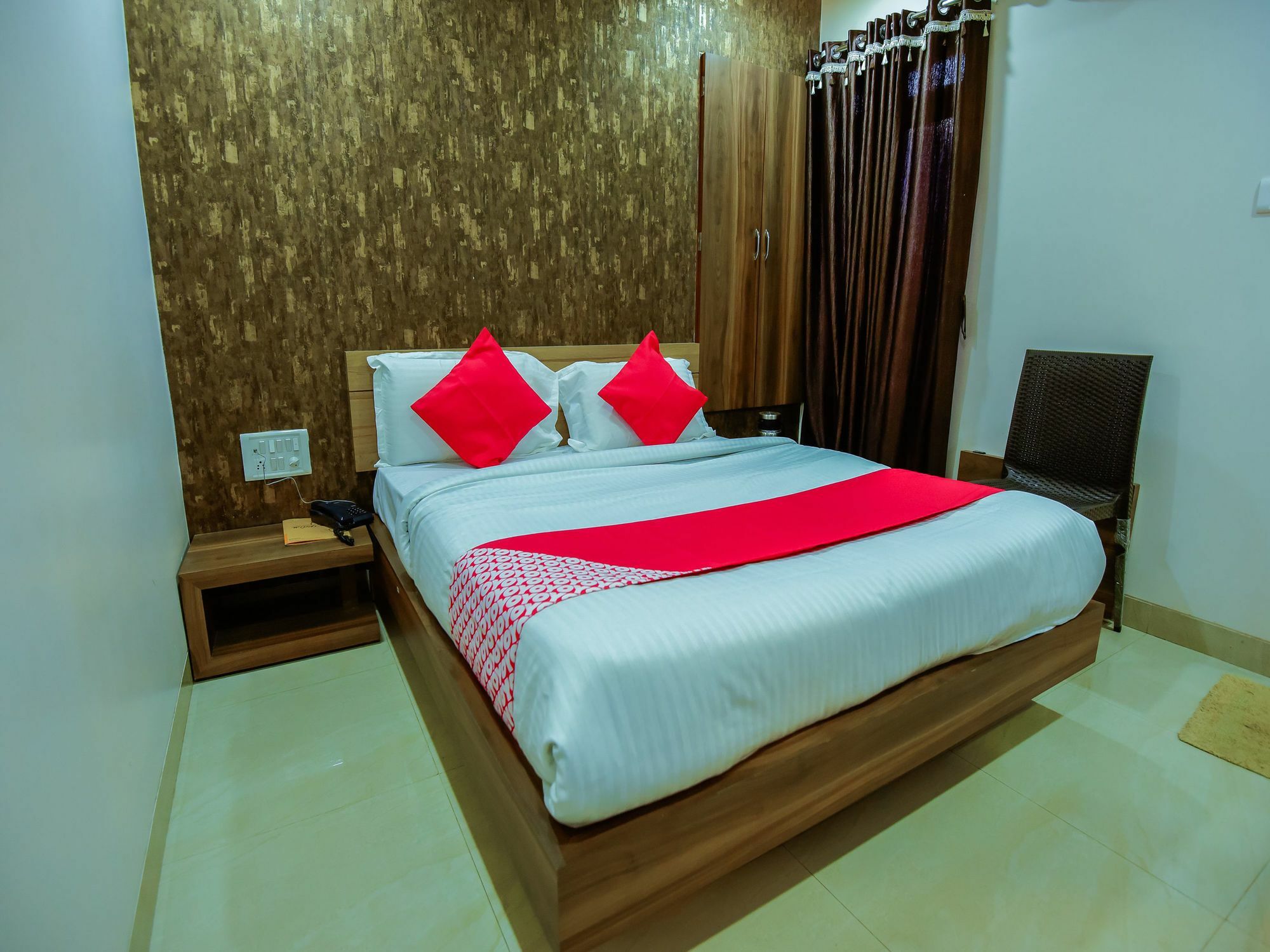 Hotel Capital O 13791 Mount Winds Mount Abu