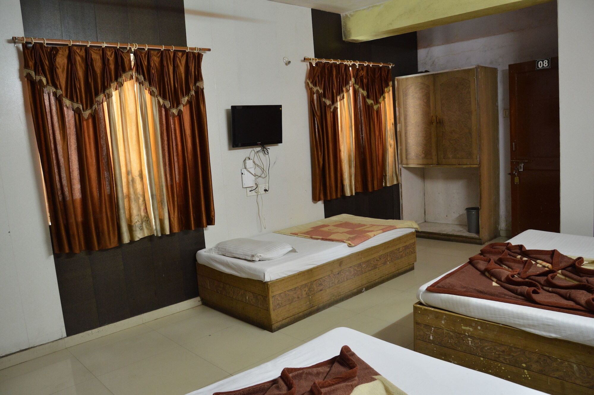 Hotel New Mamta 3*