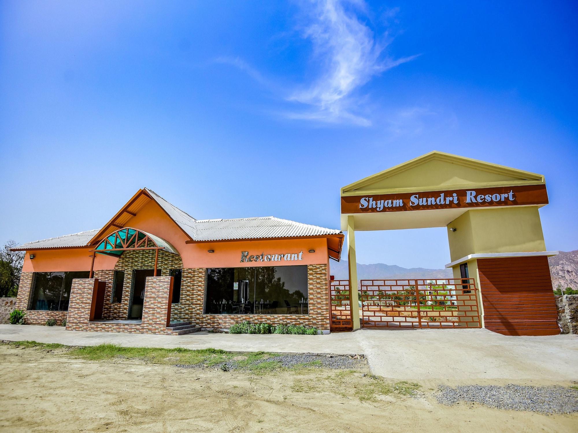 Oyo 13911 Shyam Sundri Hotel 2*