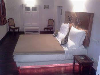 Akhey Vilas Hotel