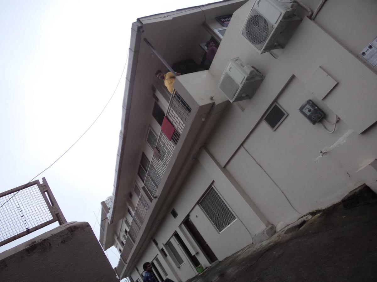Dimple Hotel