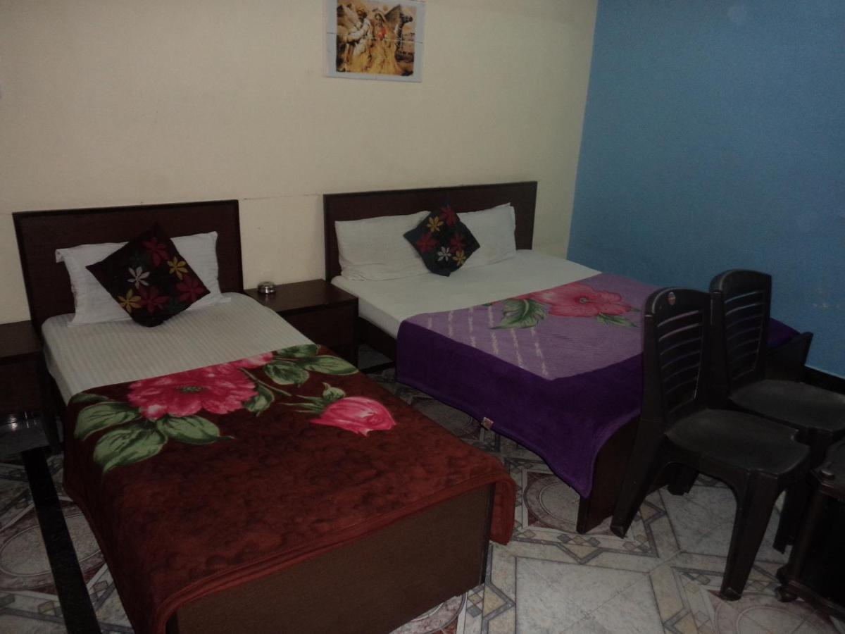 Shri Shanti Hotel 3*