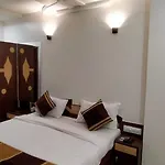 Hotel R.J.House, Mount Abu
